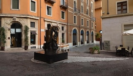 Boutique Hotel Touring