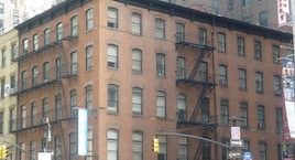 Americana Inn