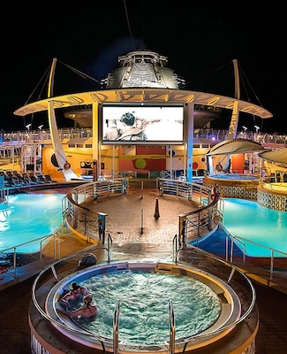 Immagine Explorer of the Seas 17