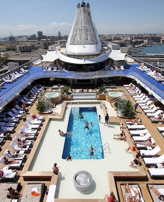 Immagine Oceania Riviera 2