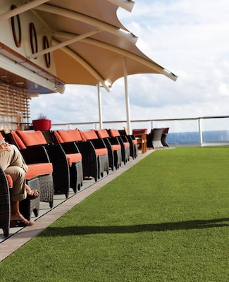 Immagine Celebrity Silhouette 11