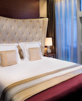 Immagine Celebrity Reflection 19
