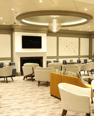 Immagine Celebrity Infinity 17