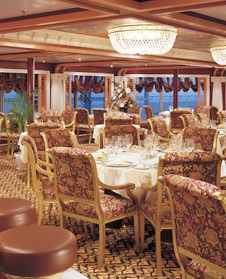 Immagine Carnival Valor 18