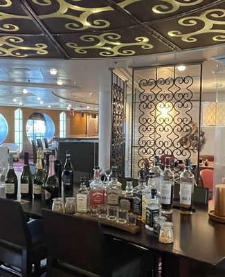 Immagine Celebrity Infinity 12
