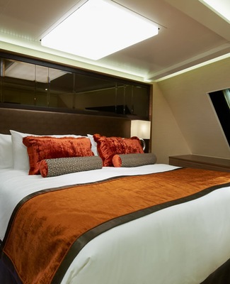 Immagine Celebrity Reflection 22