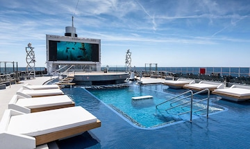 The Long Island Pool