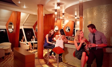 Celebrity Lounge