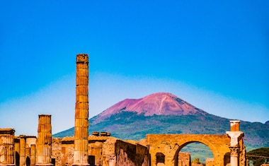 Napoli con visita a Pompei e al Vesuvio