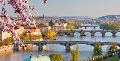 Praga, Amsterdam e Parigi in aereo