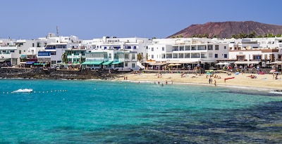 Traghetti Corralejo (Fuerteventura)  - Playa Blanca (Lanzarote)