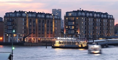 DoubleTree By Hilton London - Docklands Riverside
