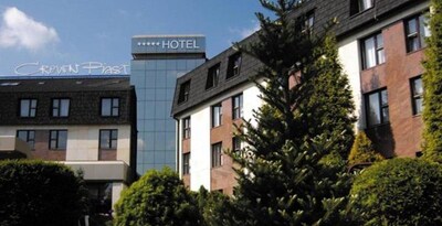 Booking Hotel Crown Piast & Spa