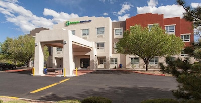 Holiday Inn Express And Suites Santa Fe, An Ihg Hotel