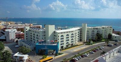 Aquamarina Beach  Hotel Cancun