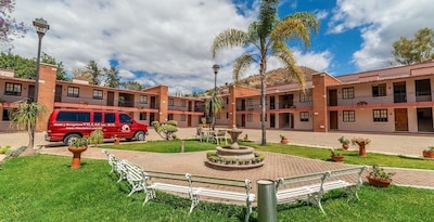 Villas Del Sol Hotel