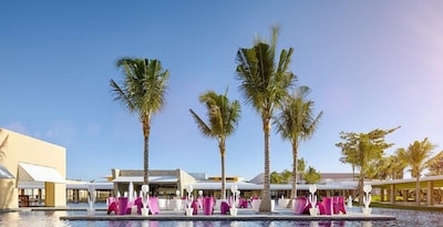 Barcelo Maya Grand Resort