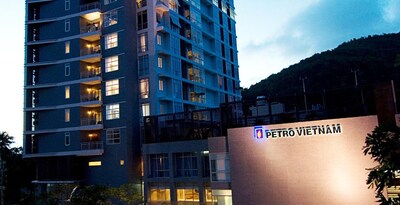 Petro Hotel