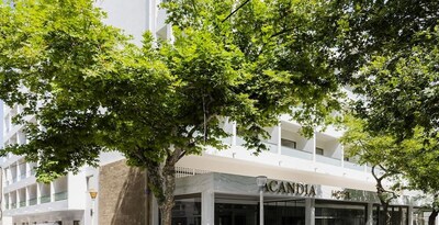 Acandia Hotel