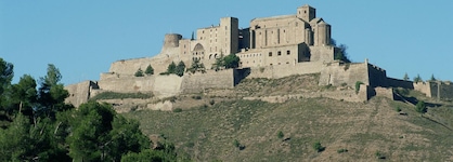 Parador De Cardona