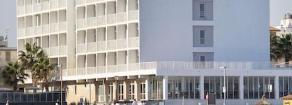 Hotel Js Miramar