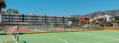 Hotel Puente Real