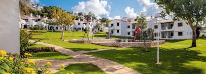 Apartamentos Son Bou Gardens