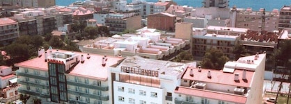 Hotel Canada Palace