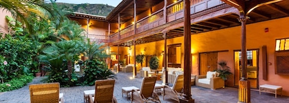 Hotel Livvo La Quinta Roja