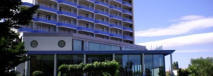 Xon's Platja Aparthotel