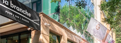 Crystal Palace Boutique Hotel
