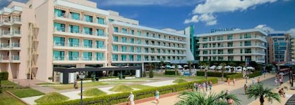 Dit Evrika Beach Club Hotel