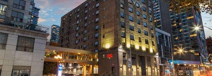 Hampton Inn & Suites By Hilton Toronto Downtown