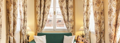 Iron Gate Hotel And Suites