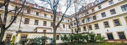 Pytloun Old Armoury Hotel Prague
