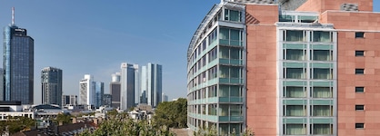 Hilton Frankfurt City Centre