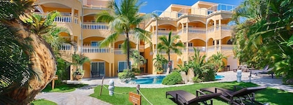 Villa Taina