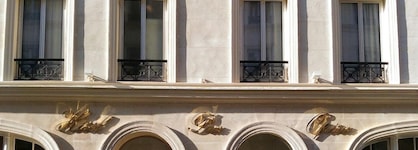 Hotel Pax Opera