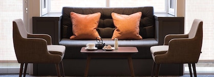 Goglasgow Urban Hotel By Compass Hospitality