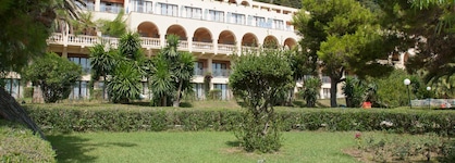 Domes Of Corfu, Autograph Collection