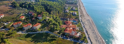 Possidi Holidays Resort & Suite Hotel