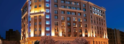 Zeus Wyndham Grand Athens