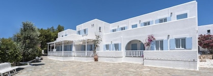 Narges Hotel