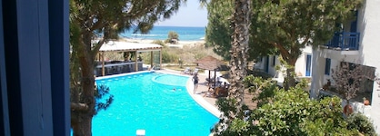 Alkyoni Beach Hotel