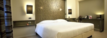 Hotel Diplomatic