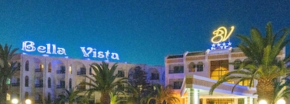 Le Soleil Bella Vista - Couple and family only