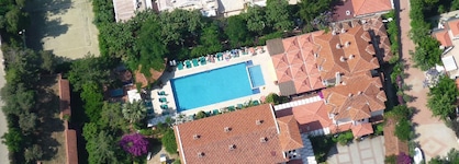 Perdikia Beach Hotel