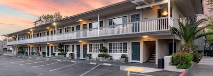 Best Western Town House Lodge