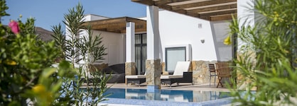 Playitas Villas