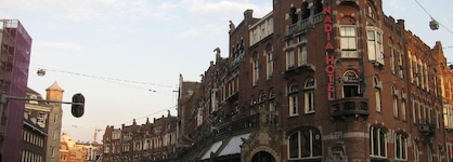 Nadia Hotel